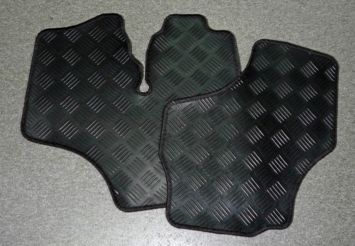 Rubber mat kit